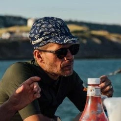 Condor Feathers Cap -Cycling Accessories Shop 0000018761 grande e7f446da 1dfb 472d 86c5 582ba5099765