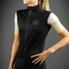 The Service Course Packable Women Gilet - Black -Cycling Accessories Shop 2020 Kit Women Packable Gilet Web 1