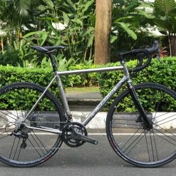 Tommasini X-Fire Disc Bike With Campanolo Record + Campagnolo Shamal Ultra