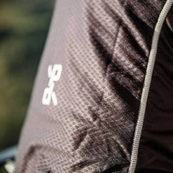 Peloton De Paris Sprinteur Wind Gilet - Black -Cycling Accessories Shop 4T2H7891 1200x 55073c1d dd55 4ad4 9668 6696093338cd