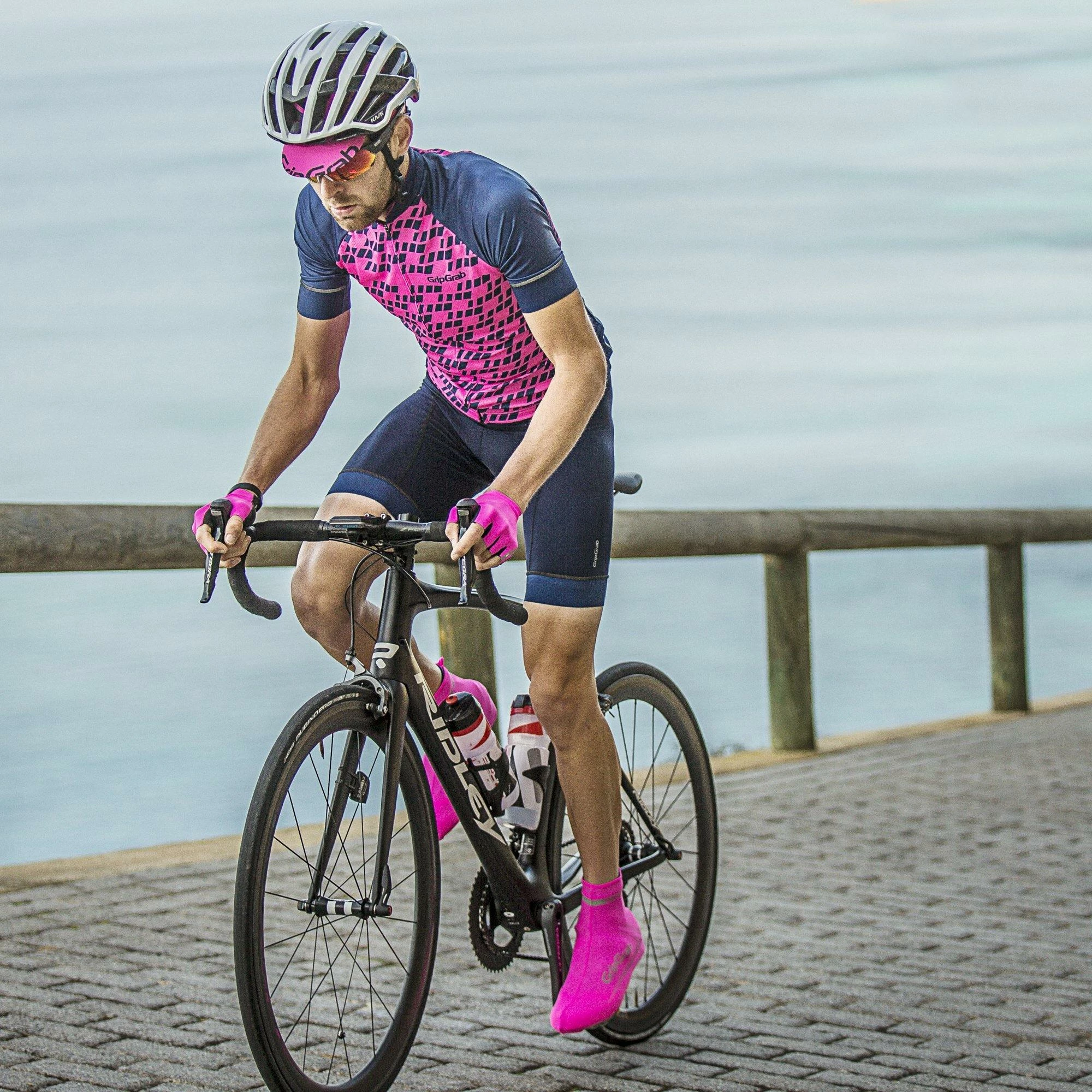 GripGrab Lightweight Summer Cycling Cap - Pink 5 GripGrab Lightweight Summer Cycling Cap - Pink - Image 3