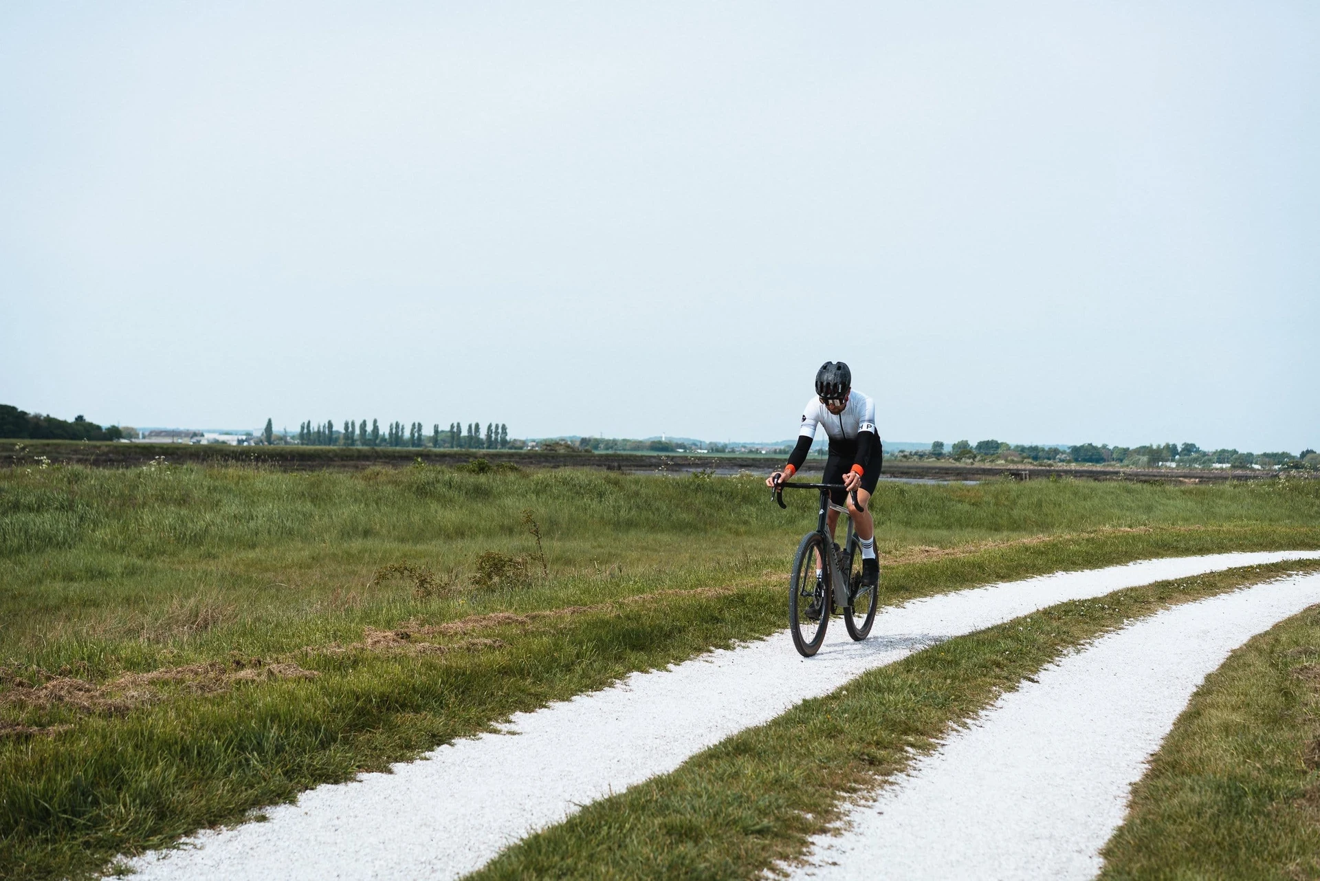 CHPT3 Arm Warmer MK2 - Black 5 CHPT3 Arm Warmer MK2 - Black - Image 4