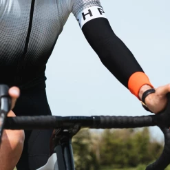 CHPT3 Arm Warmer MK2 - Black 7 CHPT3 Arm Warmer MK2 - Black -Cycling Accessories Shop DSC01016 1920x result