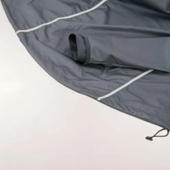 Peloton De Paris Elements Packable Jacket - Grey -Cycling Accessories Shop Elements Rain Jackets details 2 1200x 9e7f5b66 b9e2 45b2 a729 b3bb3edd7d87