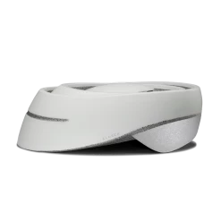 Closca Loop Helmet - Pearl/Reflective -Cycling Accessories Shop Foto reflective 2 1000x result