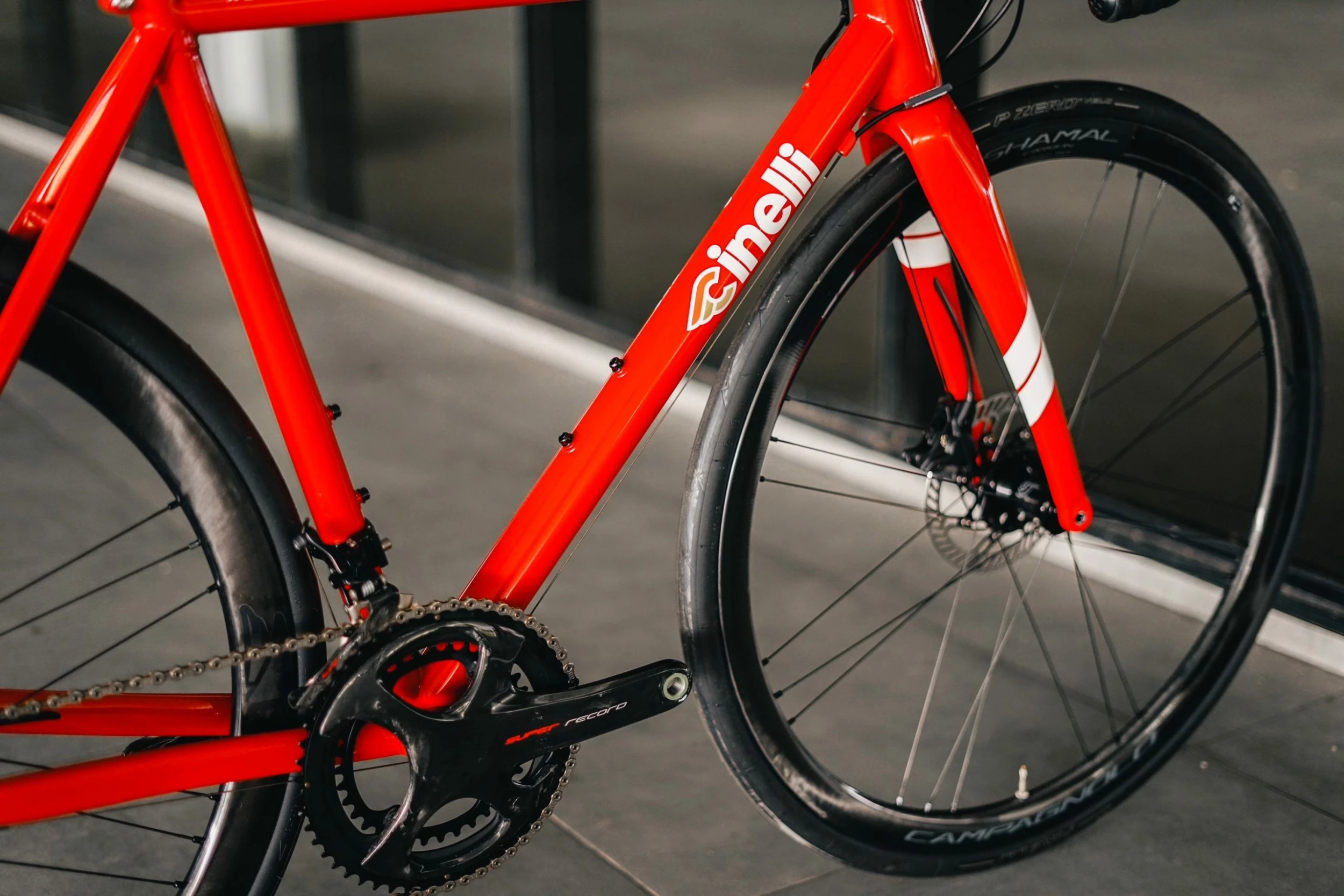 Cinelli Nemo Tig Road Bike Campagnolo Super Record - Racing Red 6 Cinelli Nemo Tig Road Bike Campagnolo Super Record - Racing Red - Image 4