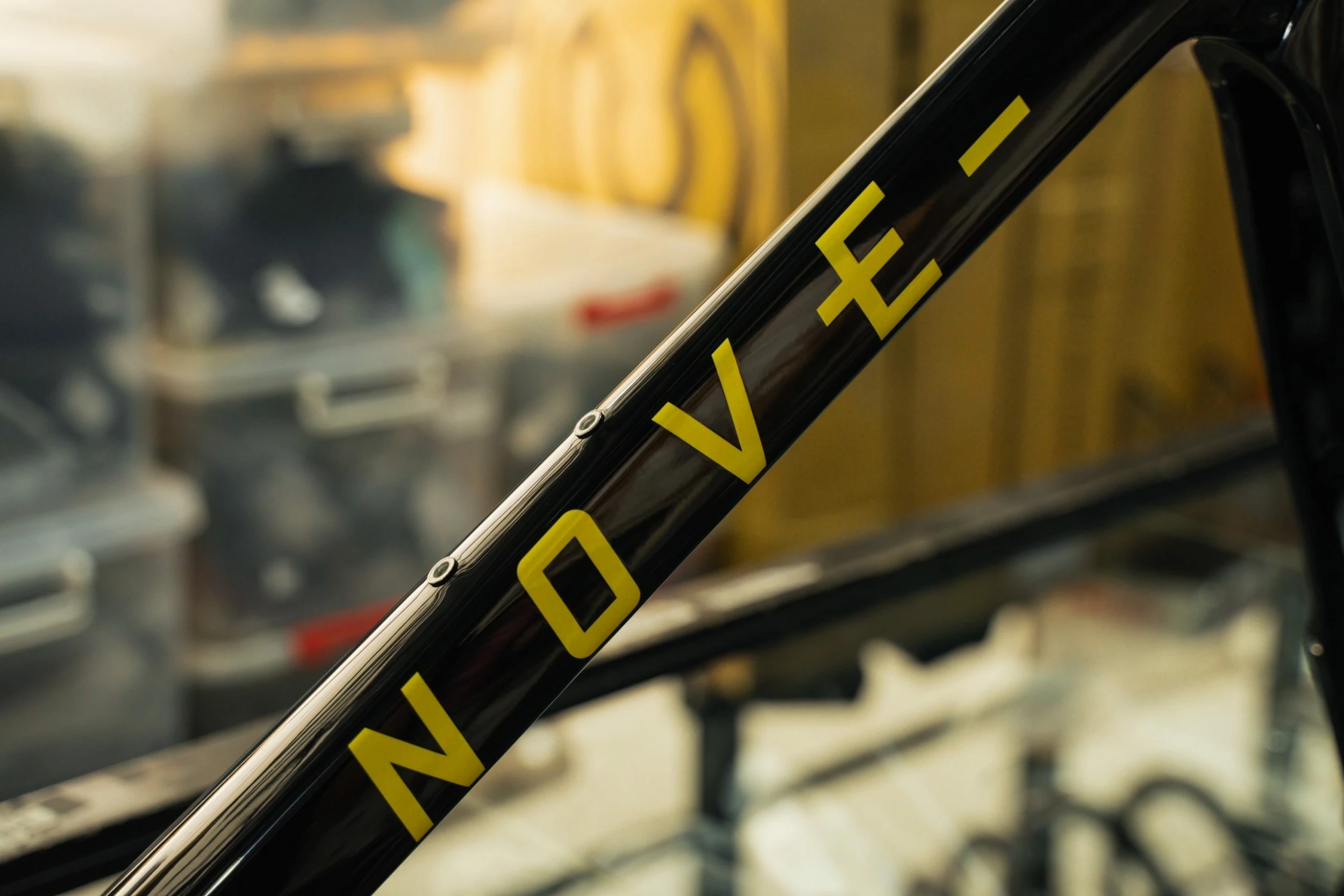 NOVE Race Carbon Road Disc Frameset - Glossy Black/Yellow 6 NOVE Race Carbon Road Disc Frameset - Glossy Black/Yellow - Image 4