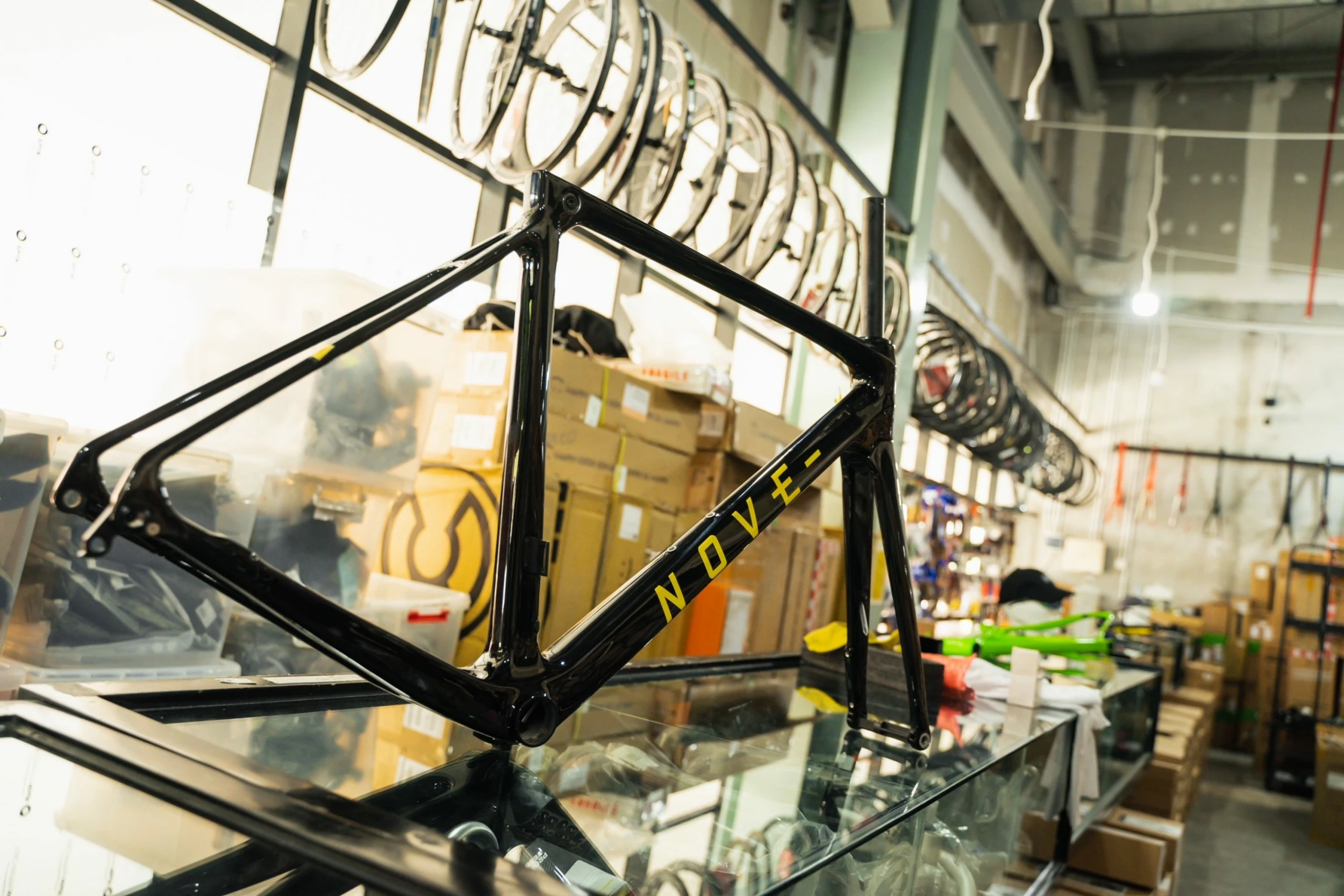 NOVE Race Carbon Road Disc Frameset - Glossy Black/Yellow 5 NOVE Race Carbon Road Disc Frameset - Glossy Black/Yellow - Image 3