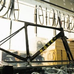 NOVE Race Carbon Road Disc Frameset - Glossy Black/Yellow