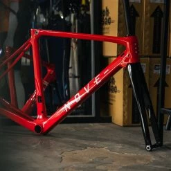 NOVE Race Carbon Road Disc Frameset - Glossy Red