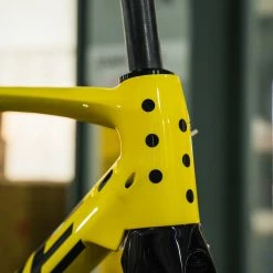 NOVE Race Carbon Road Disc Frameset - Glossy Yellow/Black -Cycling Accessories Shop IMG 3801 scaled