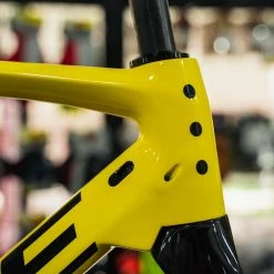 NOVE Race Carbon Road Disc Frameset - Glossy Yellow/Black -Cycling Accessories Shop IMG 3805 scaled