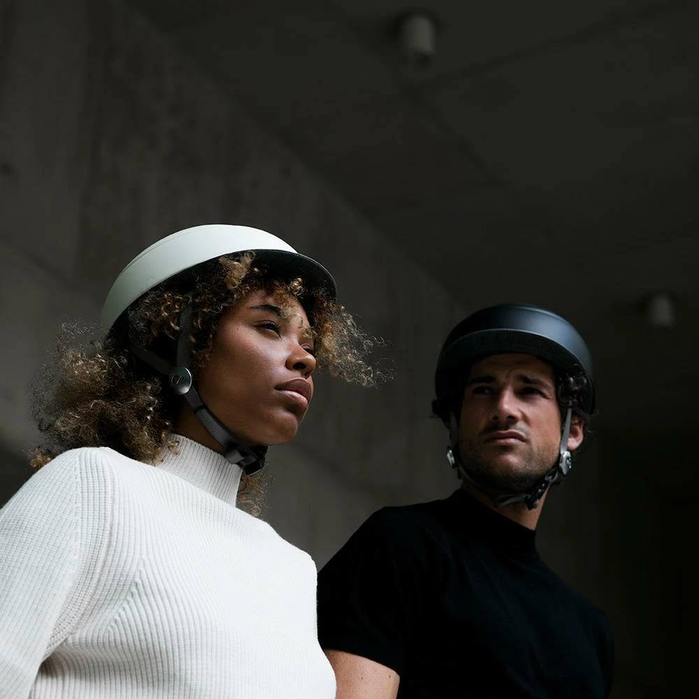 Closca Helmet - White 5 Closca Helmet - White - Image 3