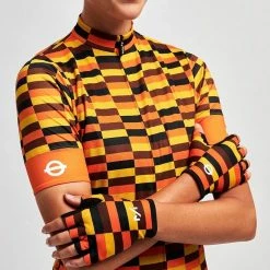 Milltag TfL (transport For London) District Gloves 10 Milltag TfL (transport For London) District Gloves -Cycling Accessories Shop image 159d0685 a606 4ca2 9620 bda7f3e976e1