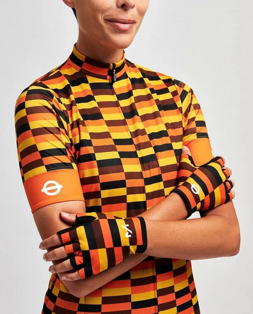 Milltag TfL (transport For London) District Gloves 6 Milltag TfL (transport For London) District Gloves - Image 4