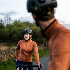 The Service Course Packable Women Jacket - Autumn Leaf -Cycling Accessories Shop image 21f0b9c3 f895 433f a939 54984c1debc3