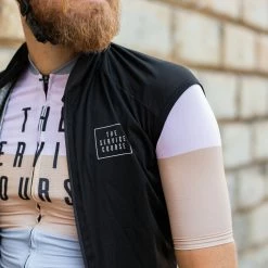 The Service Course Packable Gilet - Black -Cycling Accessories Shop image 3e4a017d 575e 4ad8 a993 62e0be137949
