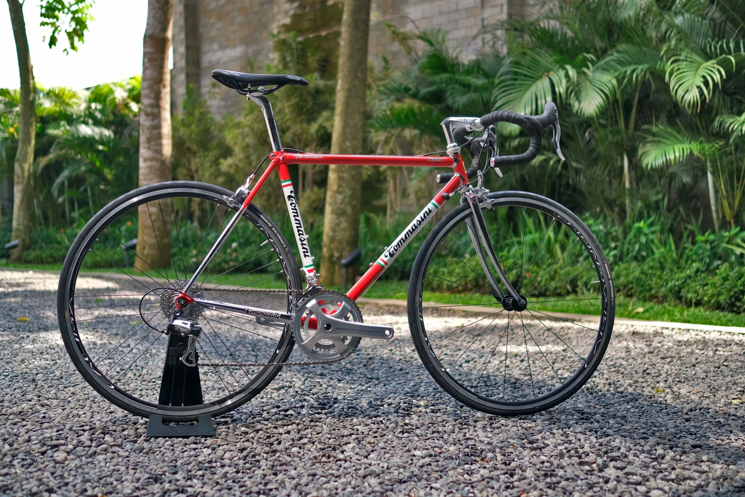 Tommasini Tecno Air Bike With Campagnolo Centaur - Red 3 Tommasini Tecno Air Bike With Campagnolo Centaur - Red