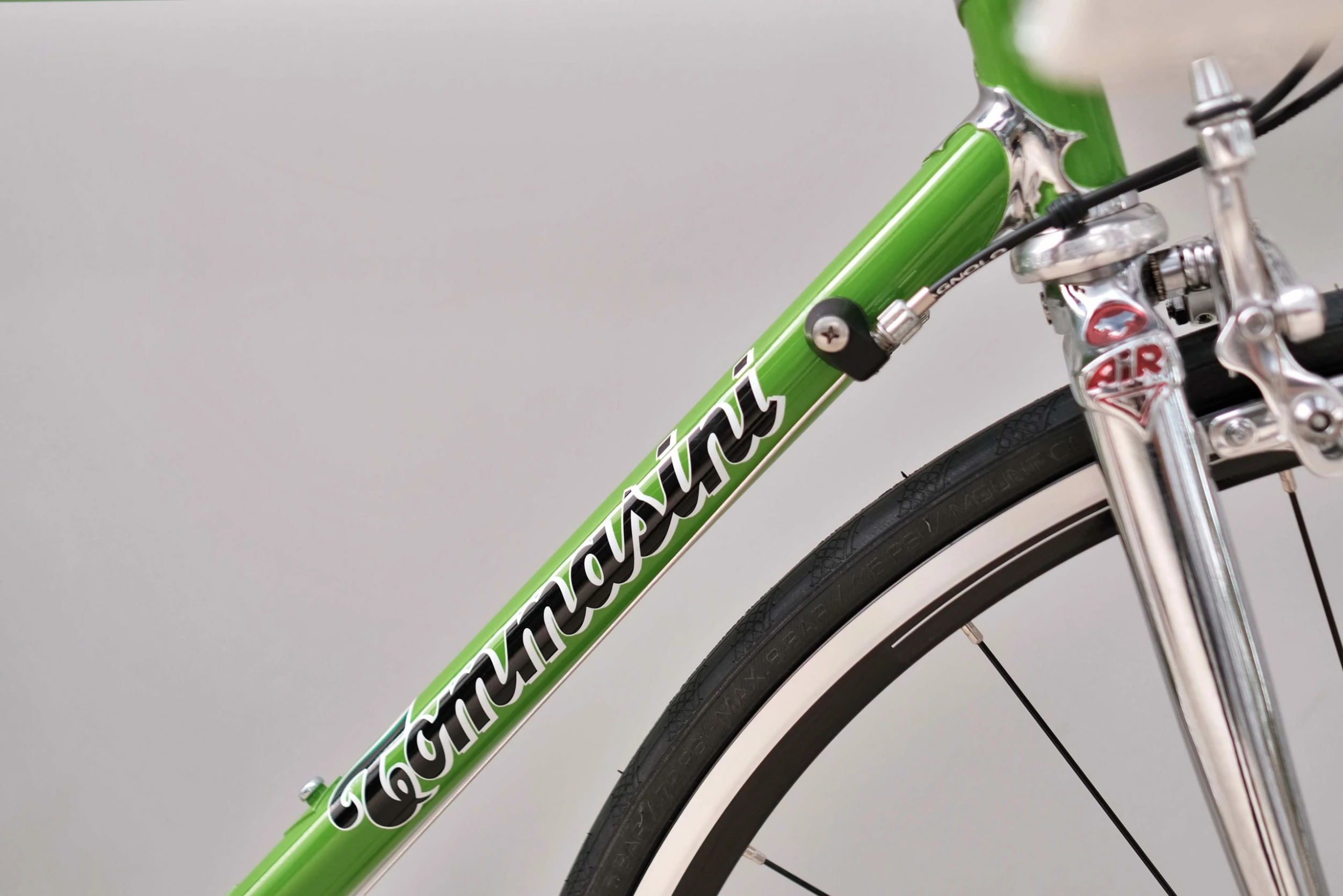 Tommasini Sintesi Bike With Campagnolo Centaur - Green 8 Tommasini Sintesi Bike With Campagnolo Centaur - Green - Image 6