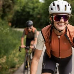 The Service Course Packable Women Gilet - Autumn Leaf -Cycling Accessories Shop image 8278a9cd 1ee5 42db 919f f0628524012c