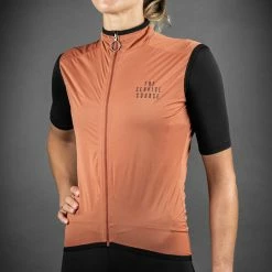 The Service Course Packable Women Gilet - Autumn Leaf -Cycling Accessories Shop image 845ff8b2 542c 4d35 9446 dd652582cd04