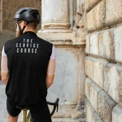 The Service Course Packable Gilet - Black -Cycling Accessories Shop image 9c6ee7d9 f9a7 4bf5 a891 118a8c38cd09
