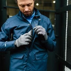 Brompton Endura London Waterproof Jacket - Navy -Cycling Accessories Shop image ac250920 dd29 440a 83b5 d591fdc2f1dd