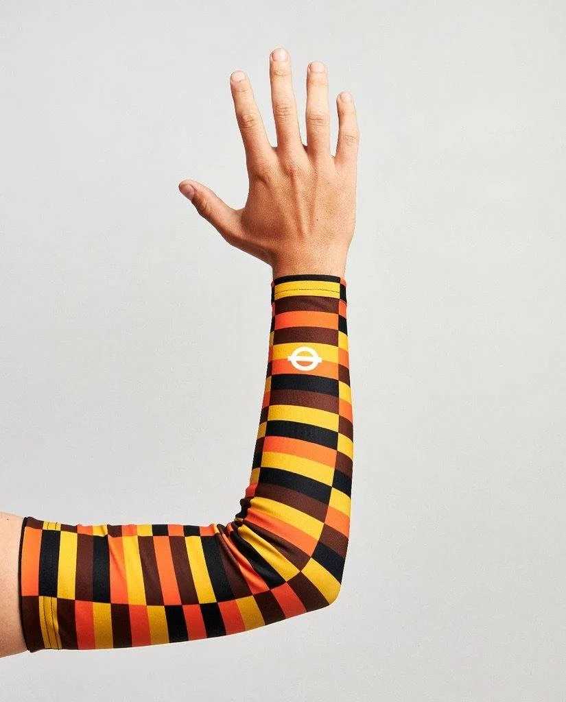 Milltag TfL (Transport For London) District Arm Warmers 4 Milltag TfL (Transport For London) District Arm Warmers - Image 2