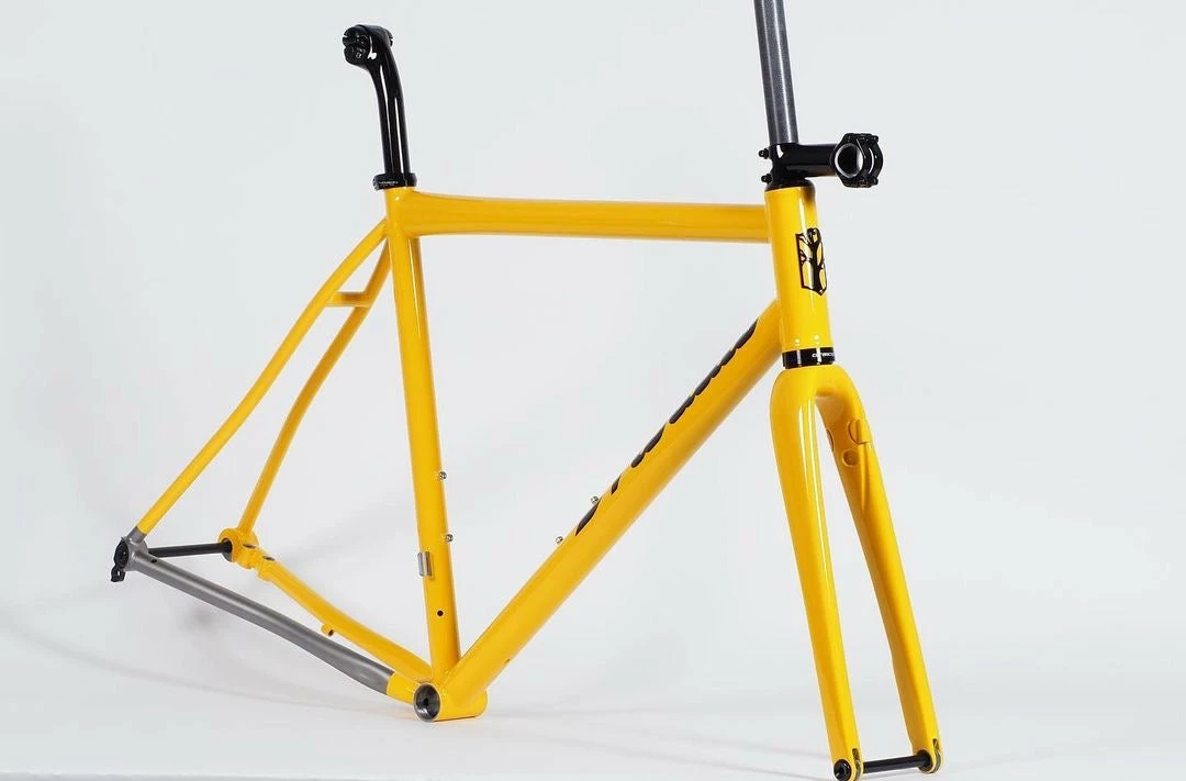 Mosaic GT-1 Titanium All Road Disc Frameset - Audi Yellow 7 Mosaic GT-1 Titanium All Road Disc Frameset - Audi Yellow - Image 5