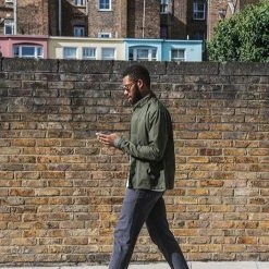 Brompton Endura London Waterproof Jacket - Olive Green -Cycling Accessories Shop image f6f650f4 273e 45ba 93a8 23c49a0583c5