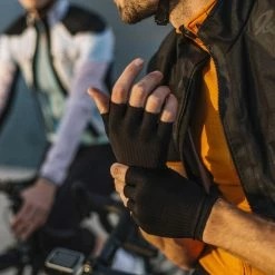 Isadore Signature Gloves -Cycling Accessories Shop isadore.com 733 signature gloves black white 6661 w1500 h1000 crop flags1 v2