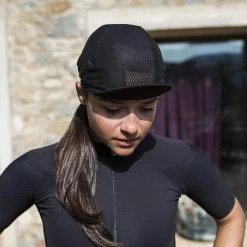 Isadore Echelon Cap - Black -Cycling Accessories Shop isadore.com 743 echelon cap black 8909 w1500 h1000 flags1 v2