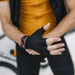 Isadore Signature Gloves -Cycling Accessories Shop isadore.com 889 signature gloves black white 6656 w1500 h1000 crop flags1 v2