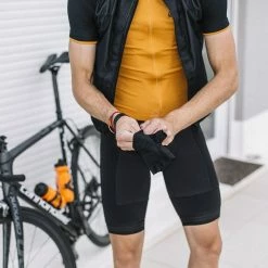 Isadore Signature Gloves -Cycling Accessories Shop isadore.com 994 signature gloves black white 6655 w1500 h1000 crop flags1 v2