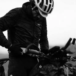 PEdALED Tokaido Alpha Jacket - Black 7 PEdALED Tokaido Alpha Jacket - Black -Cycling Accessories Shop men alpha cycling jacket black tokaido pedaled action