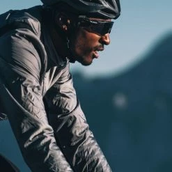 PEdALED Tokaido Alpha Jacket - Grey -Cycling Accessories Shop men alpha cycling jacket grey tokaido pedaled detail side